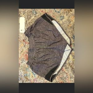 Like new Lululemon size 8 tall